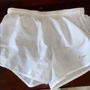 White nike shorts